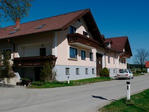 4-Blumen-Kinderbauernhof Zeilinger Außenansicht